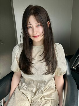 イキ 表参道(iki omotesando) デザインカラー／レイヤーカット/ウェットヘア/オリーブベージュ