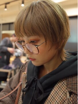 シム 千葉(sim) ウルフ×ブロンド　stylist今井