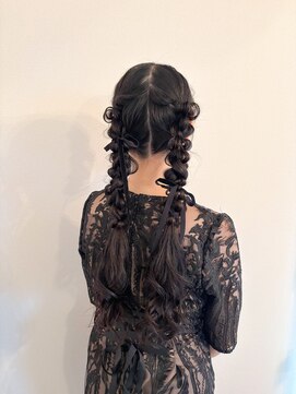 スリーバイザサロン(THREE by the salon) twin arrange