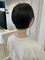 キャアリー(Caary)&nbsp;福山美容室caary 耳掛けくびれ大人ショート骨格補正30代40代