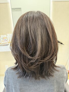 フラッフィー(Fluffy) ミディアムレイヤー