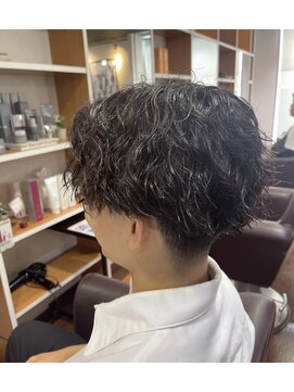 スリーク 吹田店(Sleek) マッシュ/黒髪/センターパート