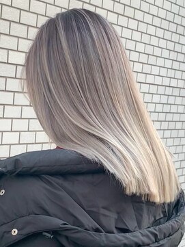 アポロ 横浜駅店(apollo) xバレイヤージュ/ホワイトグレージュ/レイヤーカット