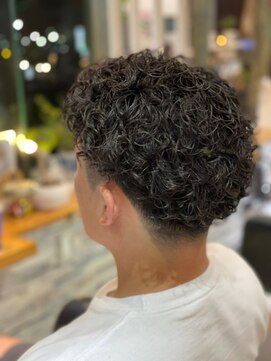 スリーナイン(THREE NINE) 【THREENINE】