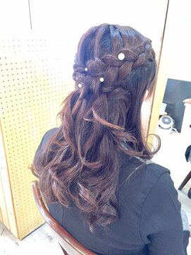 ロカット サロン(Roquat Salon) 編み込みハーフアップアレンジ【ヘアセット　立川/立川南/国立】