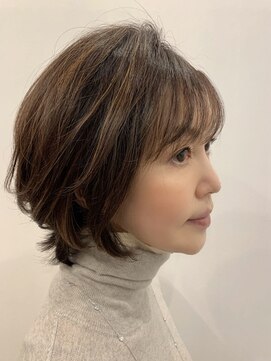 40代50代60代大人ひし形ショートボブ 白髪ぼかしハイライト L ウィルゴ Virgo のヘアカタログ ホットペッパービューティー