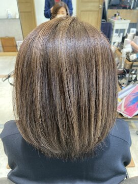 オリジンズ ヘアー(Origins hair) 切りっぱなしボブ!束感ショート×ワンレンボブ【ボブカット】