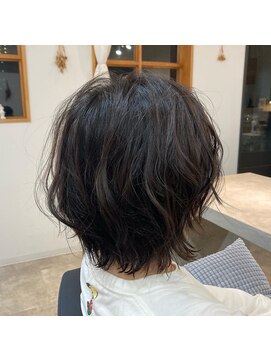 ヒストリア(HISTORIA) ゆるふわウルフスタイル