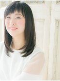 mod's姪浜/オン眉前下がりレイヤーカット黒髪エアストレートh