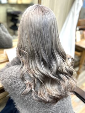 ブリッツバイレボ 船橋(BLITZ by REVO) シルバーグレーカラー