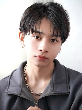 ゼロ 渋谷(XeRo) ツーブロック刈り上げマッシュナチュラルコンマバング