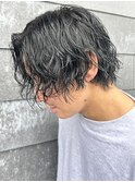 メンズセンターパートスパイラルパーマミディアムヘアパーマ眉毛