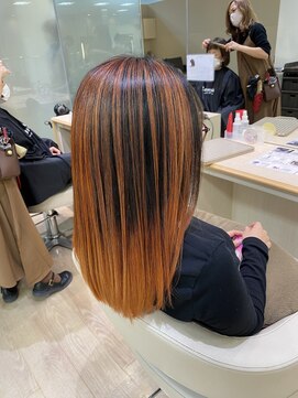 シャルムバイケンジ(Charm.by KENJE) バレイヤージュ/シャドウルーツ/ハイライト/デザインカラー/銀座