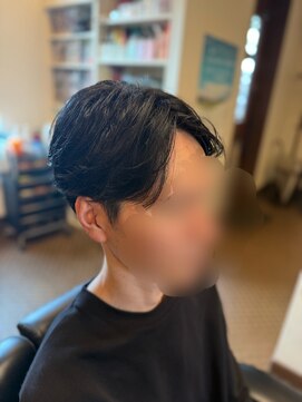 理容 うめむら センターパート/ツーブロ /フェザーパーマ/メンズ／眉毛/床屋