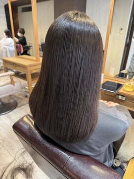 リブラン バイ ルッカ(Liburan by Lucca) 2月 縮毛矯正