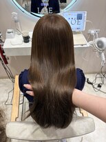 ロエ(LOE) ヘーゼルベージュレイヤーカット顔周りレイヤー髪質改善