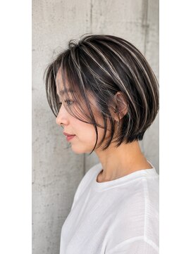 プラーチェ 古淵店(Plaatje) 大人ハイライトショートボブ