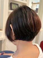 ユーアンドアイ(you & i)&nbsp;【60代・70代におすすめ】後頭部ふんわり、美しいショートボブ