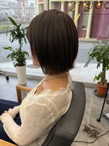 コク 千葉駅西口(COQU)&nbsp;レイヤーボブ/オリーブブラウン/千葉【積田佳奈】