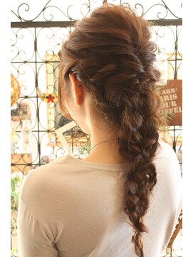 アージュ(Arju) ヘアセット