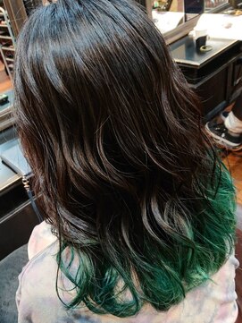 ルシエ(LUCIE) 裾カラー【グリーン】