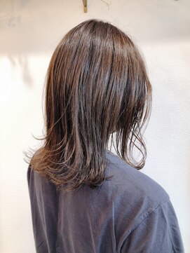 ロンドアベニール 北千住(Lond avenir) 外ハネミディアム☆ベージュブラウン　西田大樹、