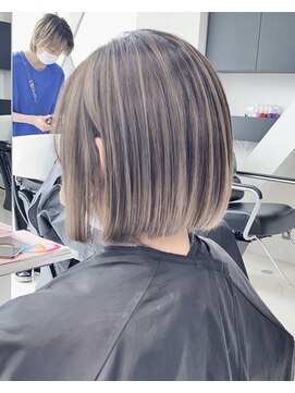 アライブ キチジョウジ(ALIVE Kichijoji) イメチェンエアータッチバレイヤージュカラーグレージュ