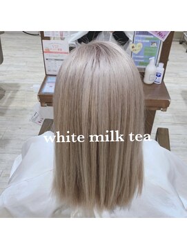 リー ルーチェ 布施(Lee Luce) ホワイトミルクティー♪