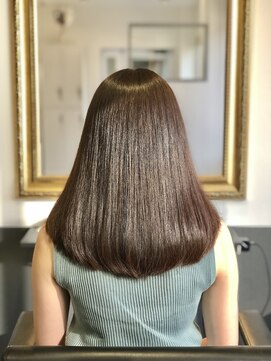 ラモードロワ(La Mode ROI) うる艶髪ストレート