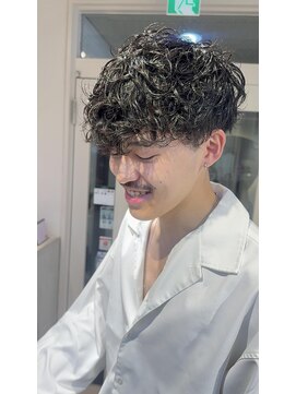 テトラ バイ ネオリーブ 横浜西口店(tetra by neolive) 横浜★メンズパーマツイストスパイラル