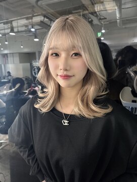 ウィリートーキョー 渋谷(WELLY TOKYO) ホワイトミルクティー／須田