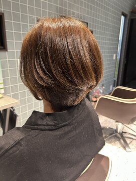 ワンバイアンジ(ONE by Angie) 丸みショート