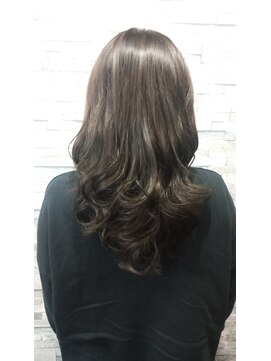 ヴィソップ(V.S.O.P) 大人女性の明るめアッシュブラウンレイヤー