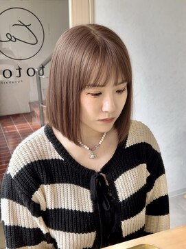 トト 船橋店(toto.) ◇ココアブラウンボルドーミディアムレイヤーウルフカット[船橋]