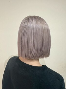 ブリッツ レボ(BLITZ-REVO) ピンクベージュ/アンブレラカラー/クールショート/前髪/柏駅