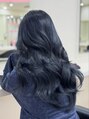 シー 池袋(SHE) ワンカラーでできるネイビーブルー