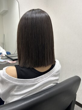 セカンド(Second) Second   ×　切りっぱなしボブ
