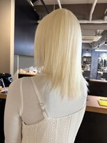 派手髪・ハイトーンカラー・デザインカラー・ブリーチ専門美容室&nbsp;ブロンドブロンドカラーホワイトブロンド抜きっぱなしブロンド