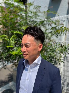 ザ ブライト バーバー(The BRIGHT BARBER) アップバング/スキンフェード/七三/20代/30代/40代/宮城