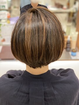 イマージュ アヴェダ 八王子店(Image AVEDA) 大人ショートボブハイライト【八王子】【八王子駅】