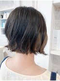 福山市美容室Caary パツンと外ハネボブにチラ見せインナーカラー