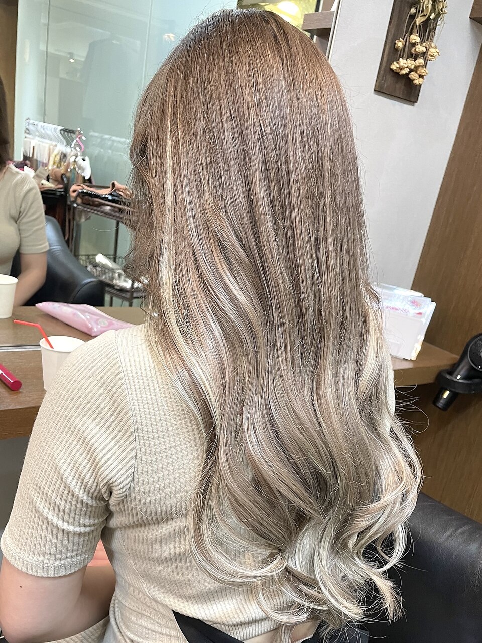 シールエクステ70枚/ビフォーアフター/色落ちに合わせたカラー:L129252435|ディア(.eer)のヘアスタイル|ホットペッパービューティー シールエクステ70枚/ビフォーアフター/色落ちに合わせたカラー:L129252435|ディア(.eer)のヘアスタイル|ホットペッパービューティー