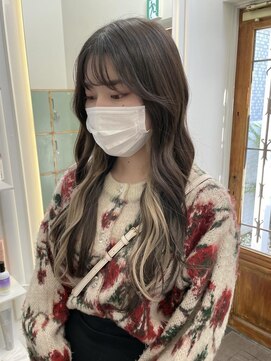 ログ オモテサンドウ(L.O.G OMOTESANDO) 『インナーカラーエクステ』自然な仕上がり 10代20代 表参道