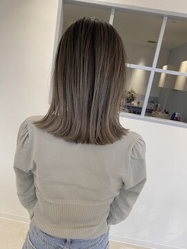 ロテ(LOTE.) ハイライト/髪質改善/ブリーチ/切りっぱなし/一宮/妙興寺