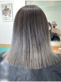ダブルカラーグラデーショングレージュ前髪カットトリートメント