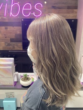 バイブス バイ ケンジ(vibes by KENJE) ミルクティーベージュ