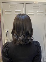 プレシャスバイプロデュース(precious by Produce)&nbsp;艶オリーブグレージュ[町田／町田駅/町田駅前店/学割U24/JR町田]