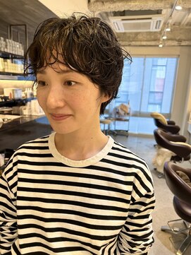 ユニク(uNIQU) short perm