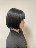 ショートボブ
