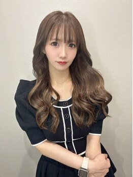 エヌ 梅田(enu)の写真/経験豊富なベテランスタイリストが担当!マンツーマンの丁寧な施術であなたのお悩みを解消します!